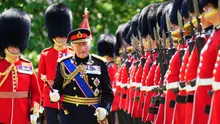 英国举行皇家阅兵式庆祝国王官方生日